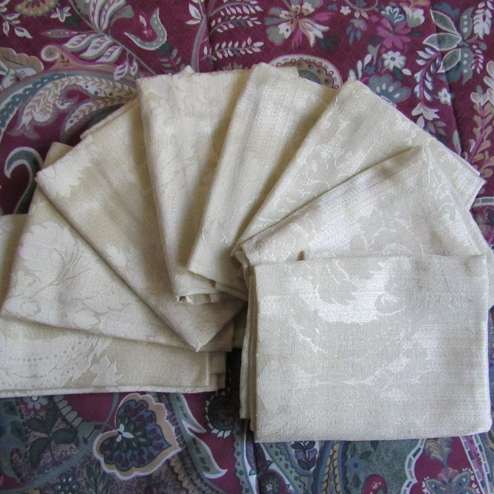 Set of 8 Cream Color Napkins 19